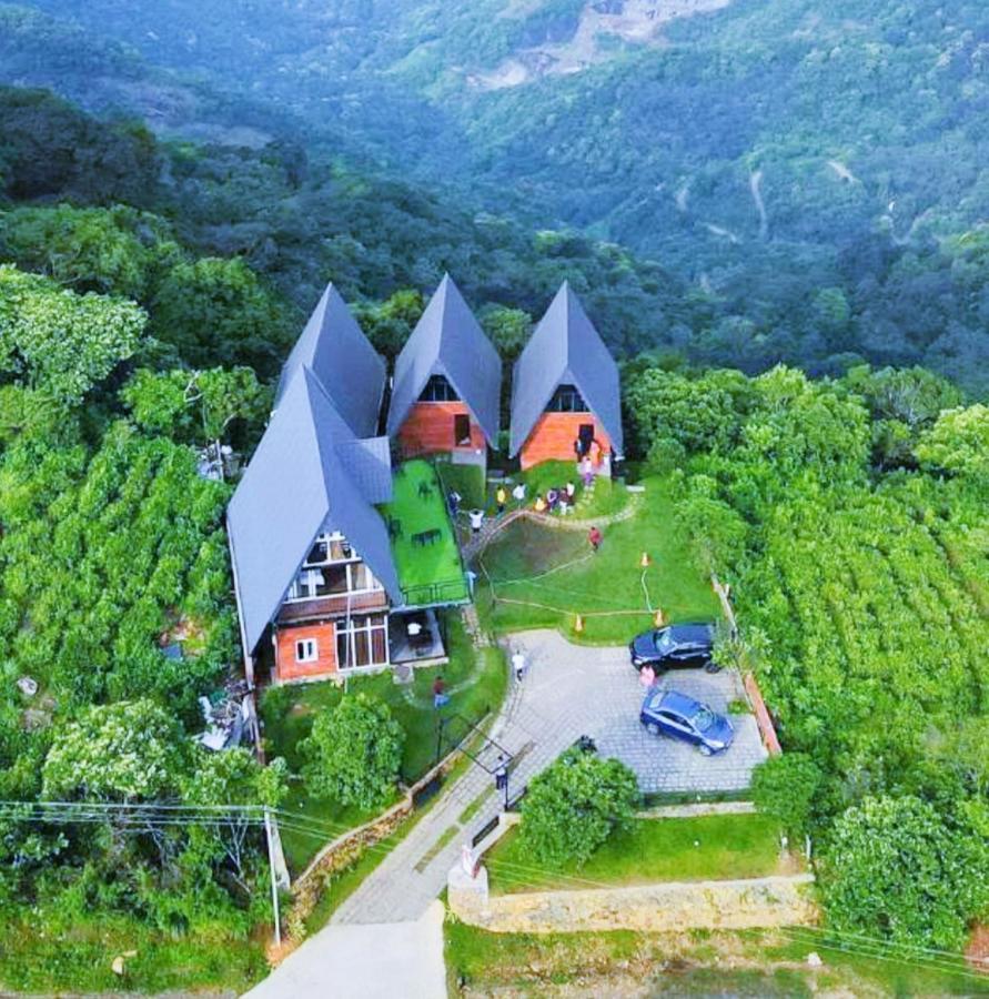 Отель Eagleredcasino Вагамон Экстерьер фото